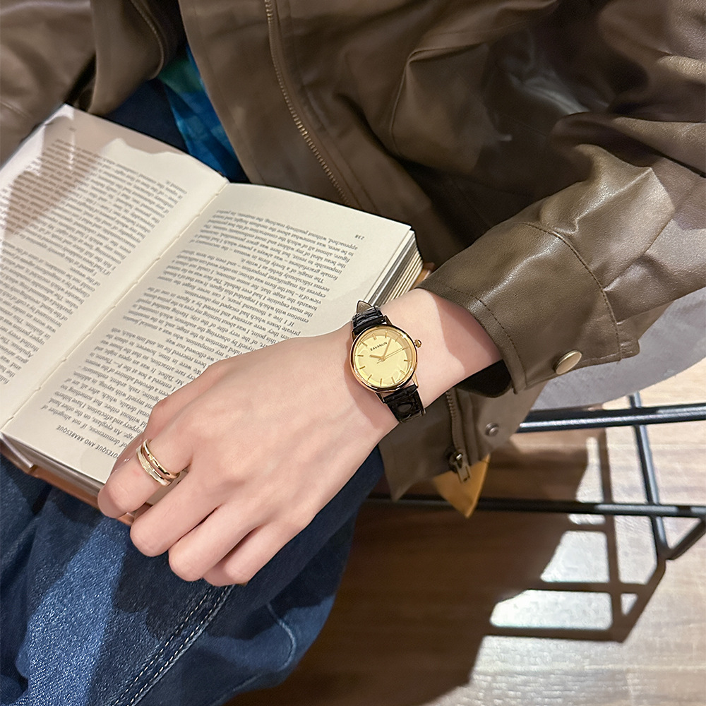 New Luxury Vintage Black And G - مراجعة Luxury Watch Gold And Black وسعره