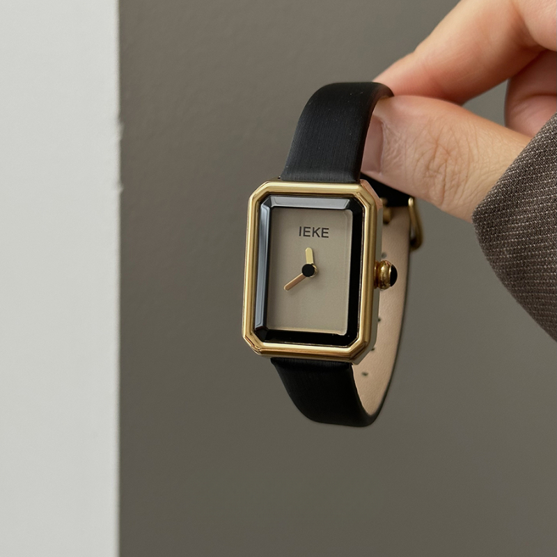 Simple Design Luxury Quartz Wo - مراجعة Luxury Watch Face وسعره