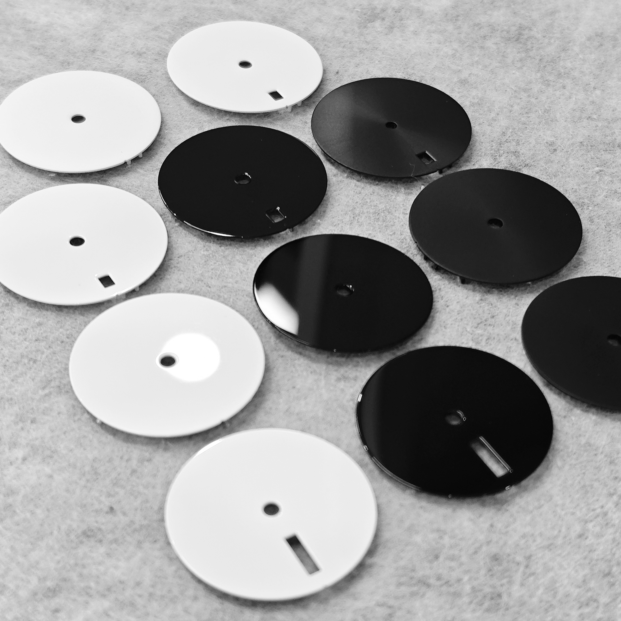 NH35 Dial Enamel/Matte Black a - مراجعة Cloisonne Enamel Dial وسعره