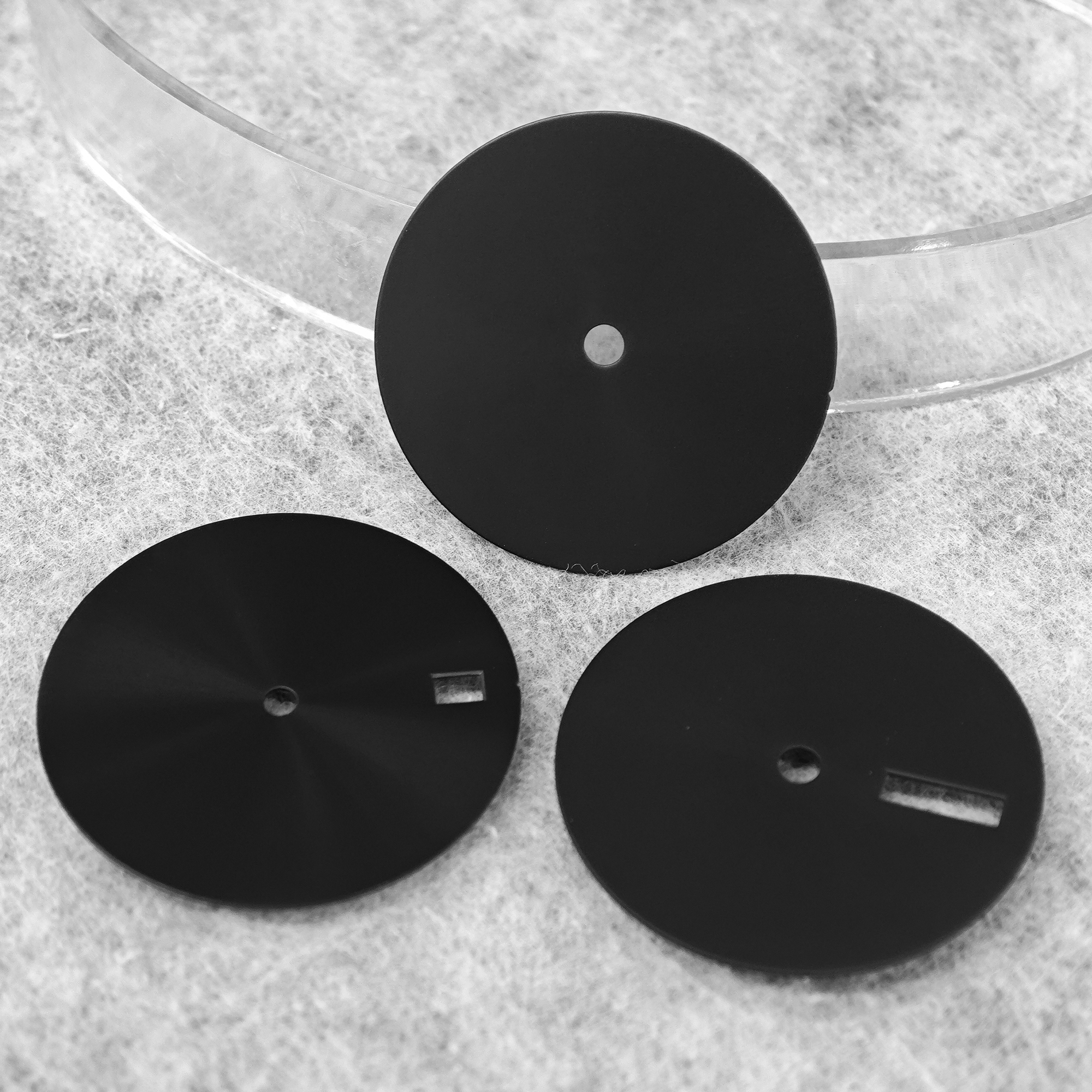 NH35 Dial Enamel/Matte Black a - مراجعة Cloisonne Enamel Dial وسعره