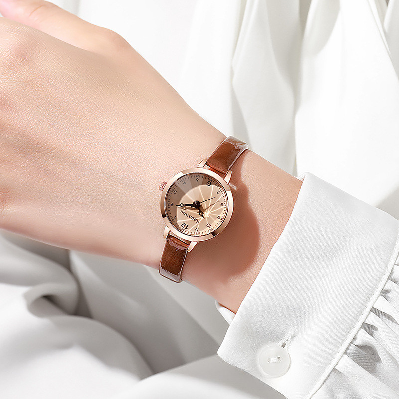 Women's Watch, Niche Senior St - مراجعة Luxury Watch Value وسعره