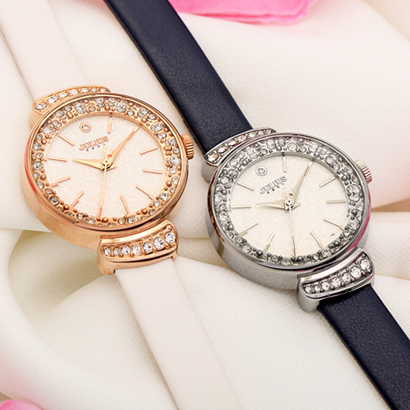 Rhinestones Women's Watch Japa - مراجعة Luxury Watch With Leather Strap وسعره