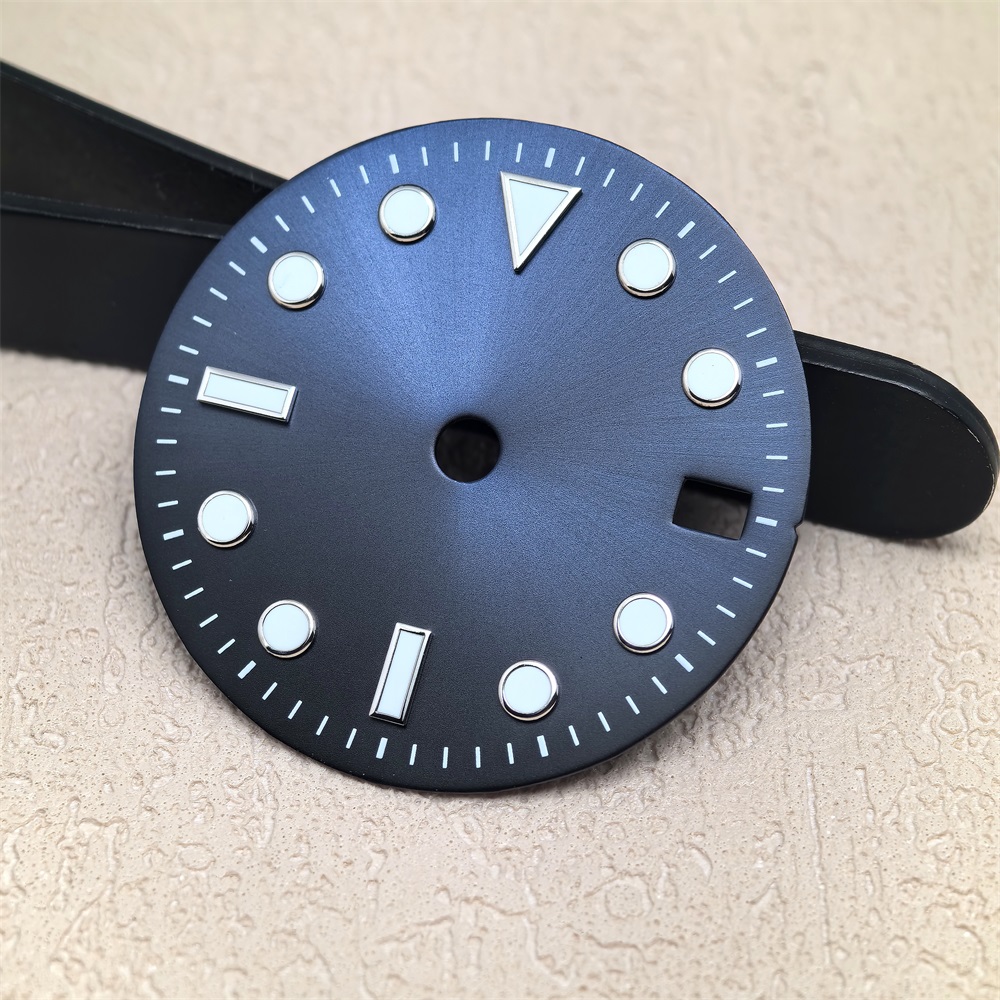 28.5mm NH35A Watch Dial Green  - مراجعة Cloisonne Enamel Dial وسعره