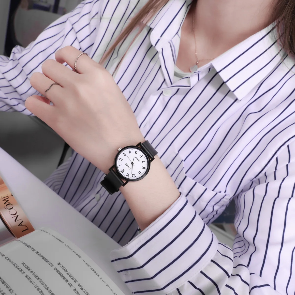 Simple Black Watch Quartz Watc - مراجعة Luxury Watch With Leather Strap وسعره